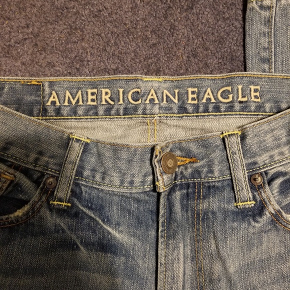 American Eagle Blue Jeans - Picture 2 of 4